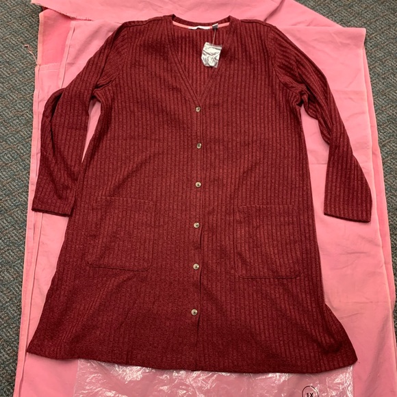 IsaacMizrahiLive plus size, long sleeve, v neck, button down cardigan - Picture 1 of 8